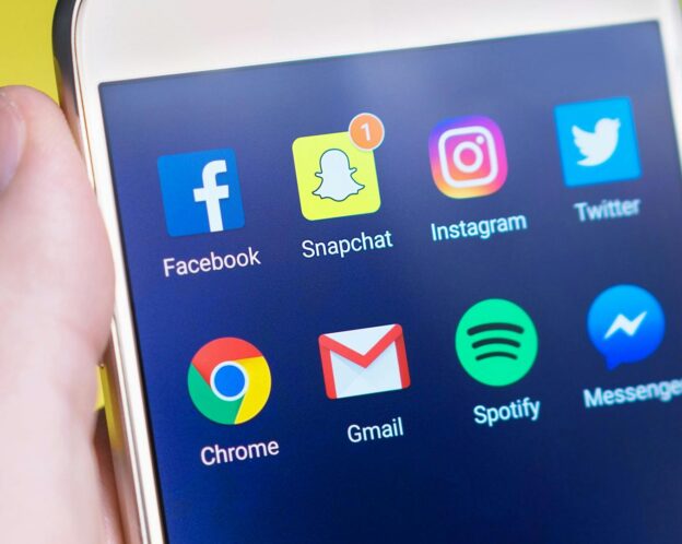 social media apps on the phone